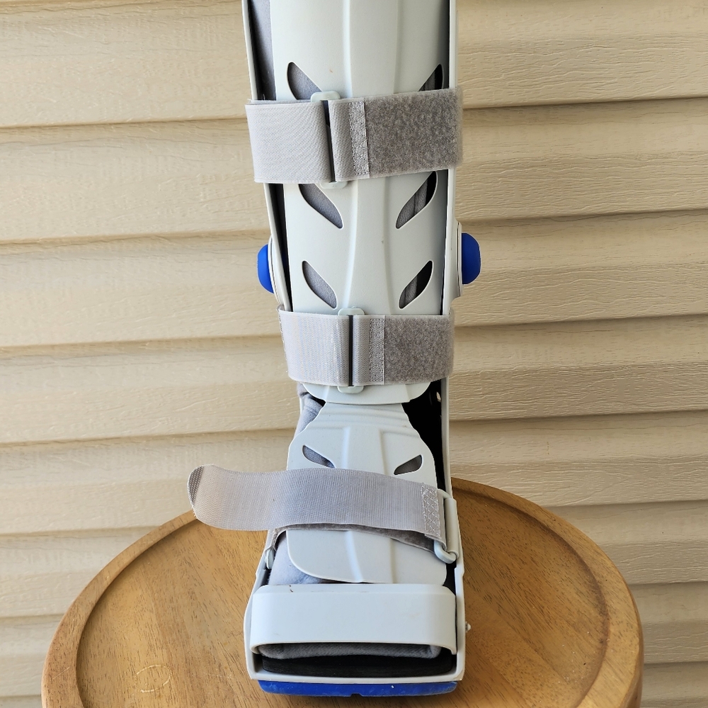 Deroyal Air Pump Ankle Medical Boot Walking View 4